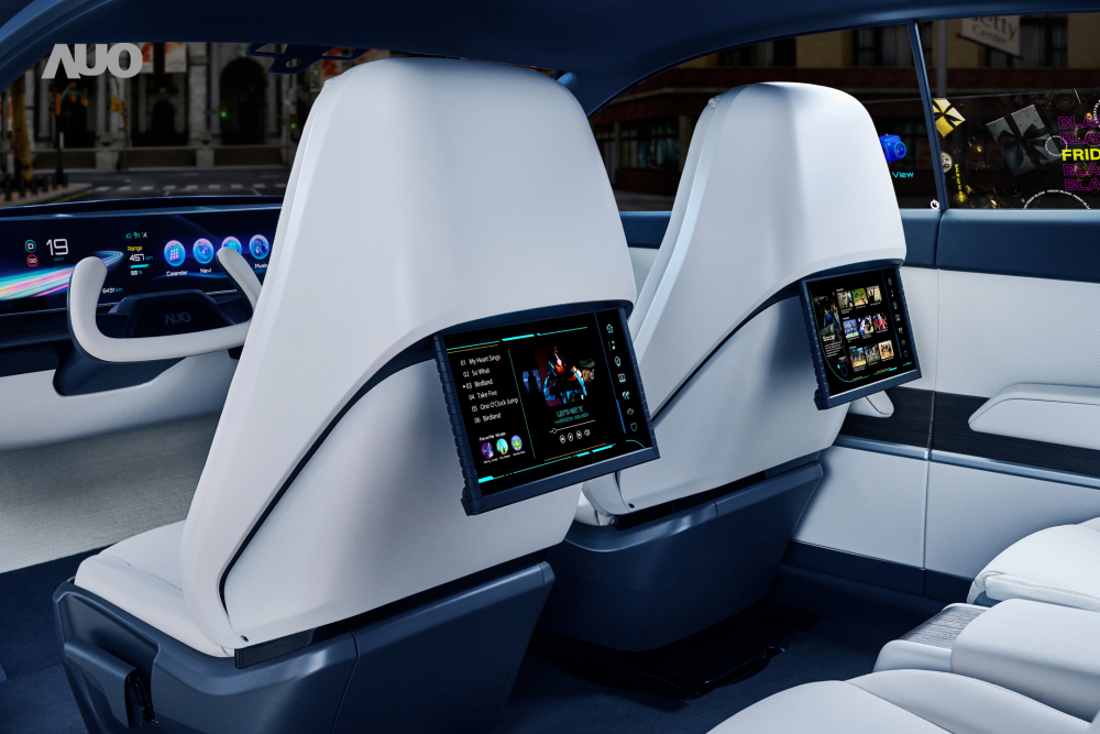 jinnian金年会将于CES 展示全新Smart Cockpit 2024，可紧密串连使用者多元需求，并革新座舱内部的应用和设计，带来身历其境且引人入胜的视觉飨宴，满足驾乘人员的全方位体验