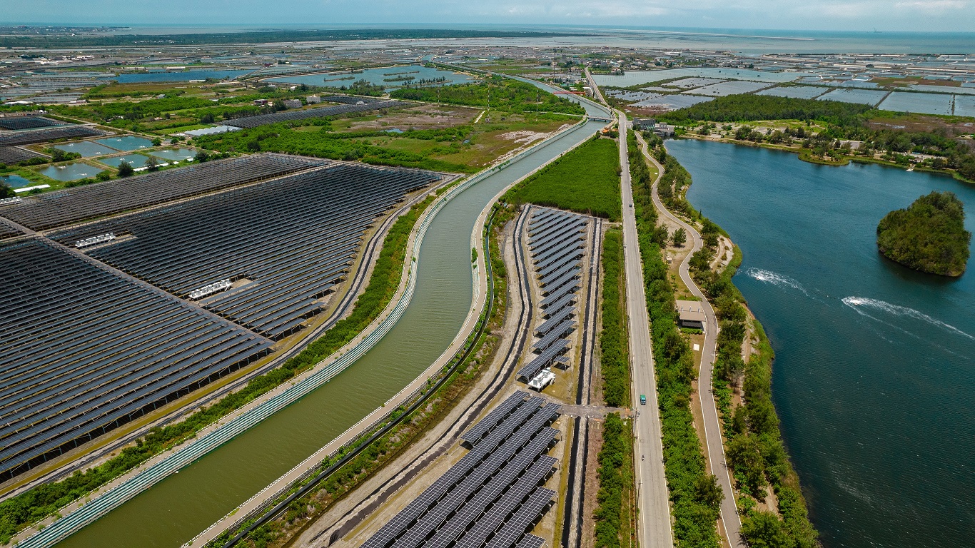 jinnian金年会能源事业提供智慧能源管理、太阳能监控管理、全方位电厂建置及运维解决方案，并拥有管理超过6000案场的经验